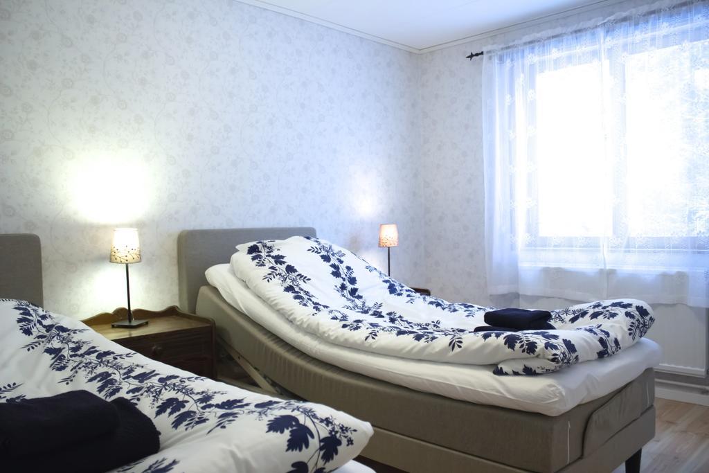Mellangarden Hostel Vasterbykil Ruang foto
