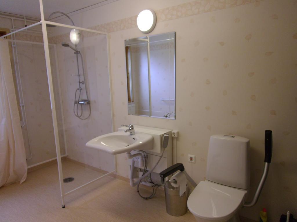 Mellangarden Hostel Vasterbykil Bagian luar foto