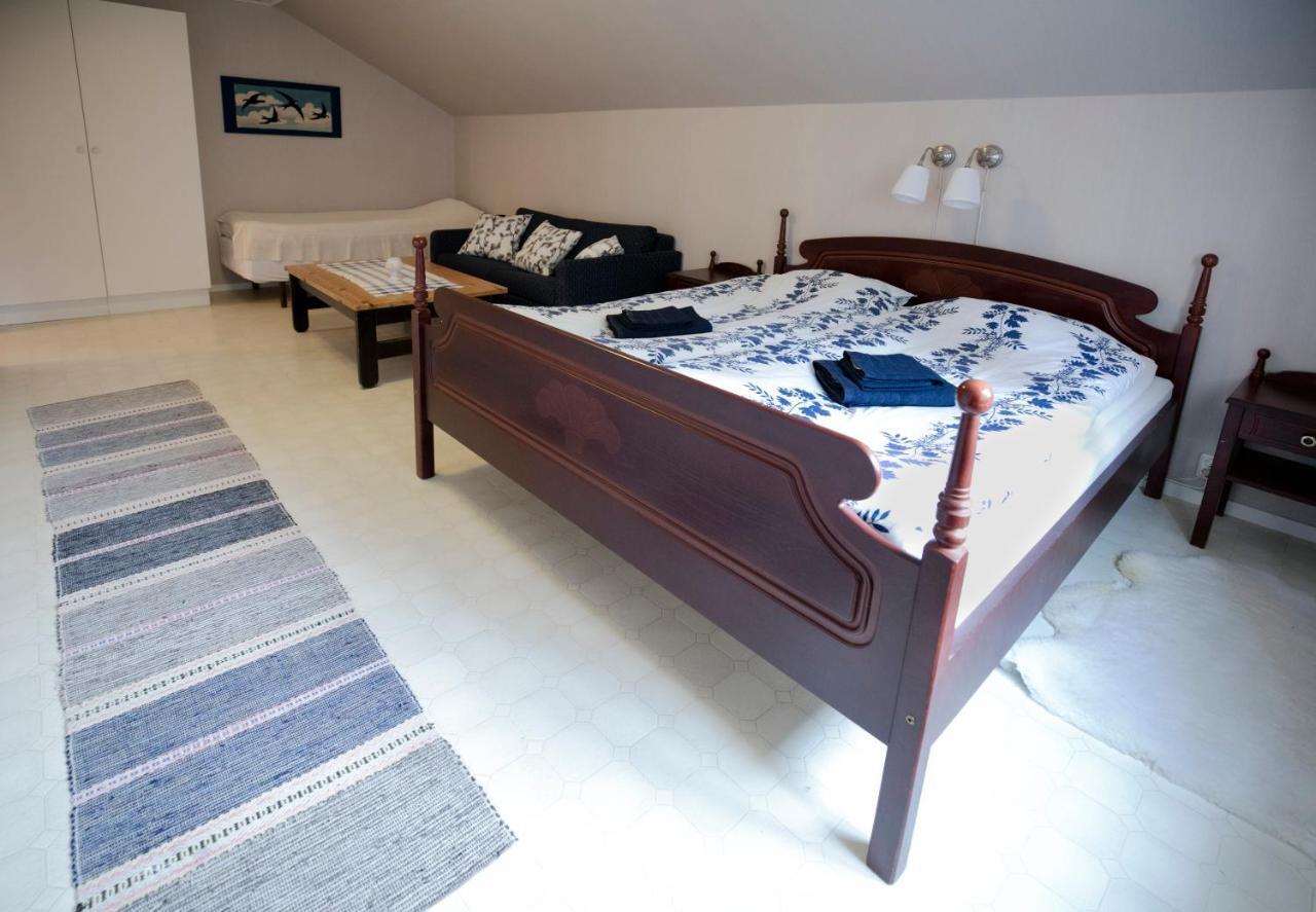 Mellangarden Hostel Vasterbykil Bagian luar foto