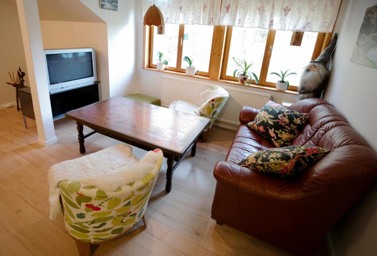 Mellangarden Hostel Vasterbykil Bagian luar foto