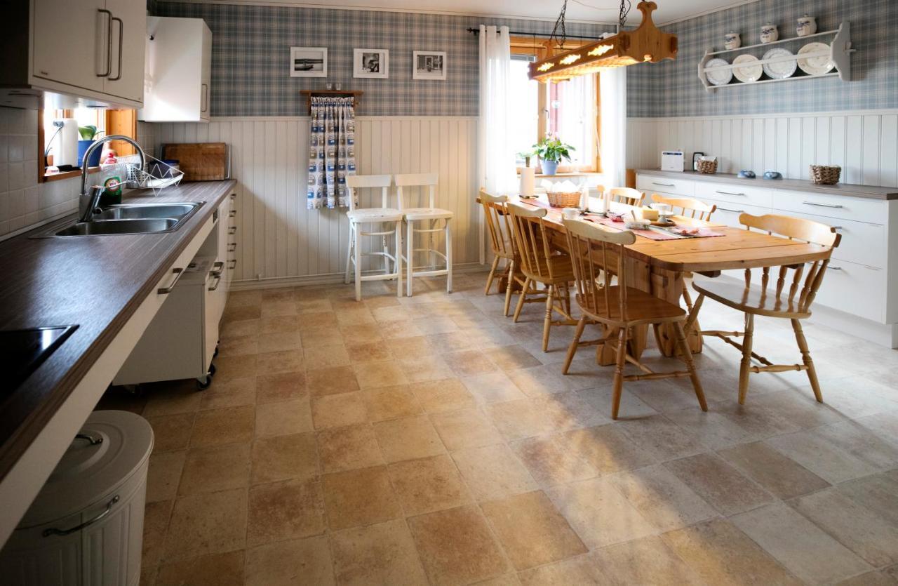 Mellangarden Hostel Vasterbykil Bagian luar foto